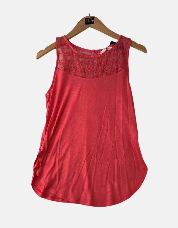 Pink tank FM